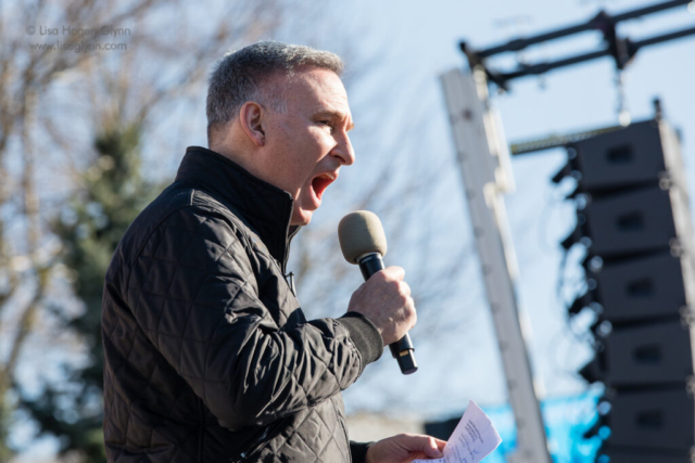 King County Executive Dow Constantine speaks at the Mural Amphitheatre