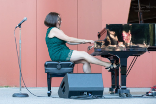 Marina Albero on piano