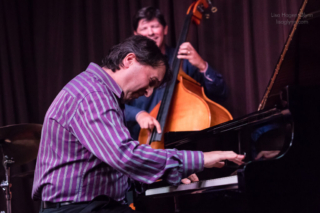 Tamir Hendelman on piano