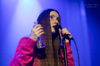 Florence Shaw (vocals)