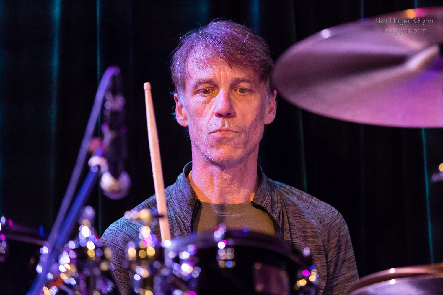 Photos Matt Cameron at the Royal Room ‣ HARDLY RAINING