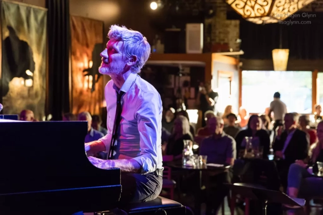 Tim Kennedy on piano