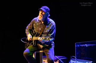 John Scofield Trio, Ft. Vicente Archer & Bill Stewart