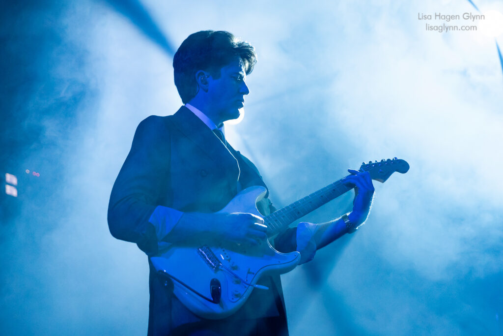 Still Corners at the Crocodile (photo: Lisa Hagen Glynn).