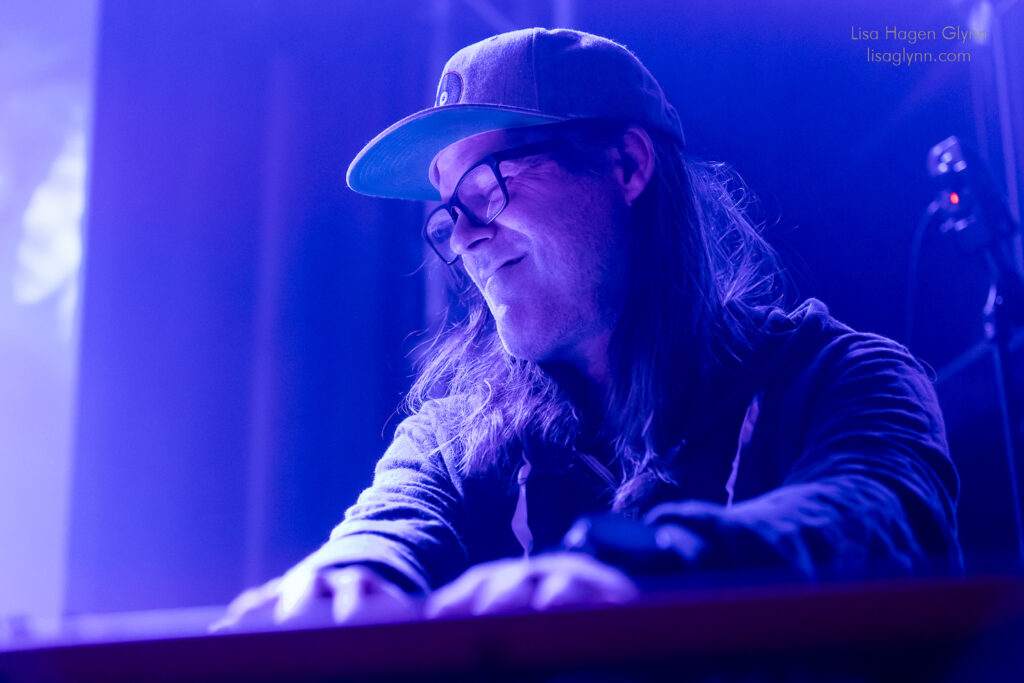 Nathan Spicer on keys (photo: Lisa Hagen Glynn).