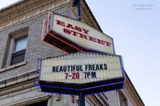 Beautiful-Freaks Beautiful Freaks at Easy Street Records (photo: Lisa Hagen Glynn).