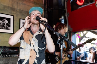 Beautiful-Freaks Beautiful Freaks at Easy Street Records (photo: Lisa Hagen Glynn).