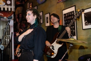 Beautiful-Freaks Beautiful Freaks at Easy Street Records (photo: Lisa Hagen Glynn).