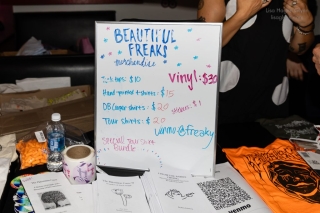 Beautiful-Freaks Beautiful Freaks at Easy Street Records (photo: Lisa Hagen Glynn).