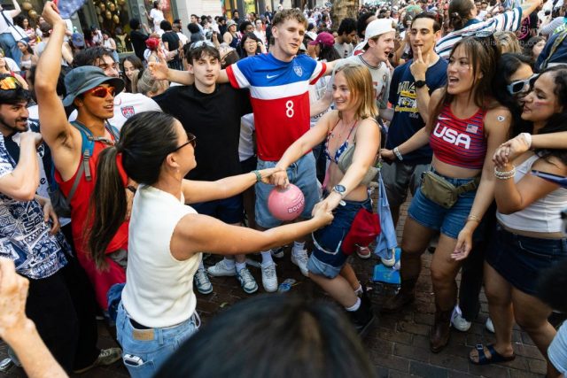 World-Cup-33 World Cup Festivities, USA vs. Belgium (photo: Lisa Hagen Glynn)