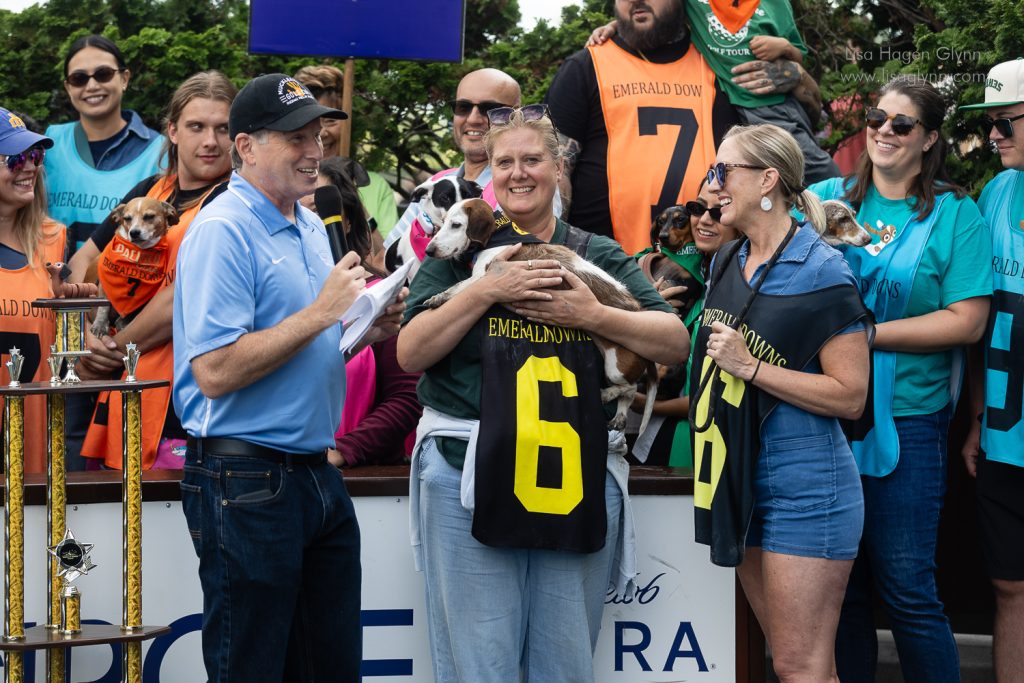 Wiener-Dog champion "Pete," looking sleepy after his win. (photo: Lisa Hagen Glynn)